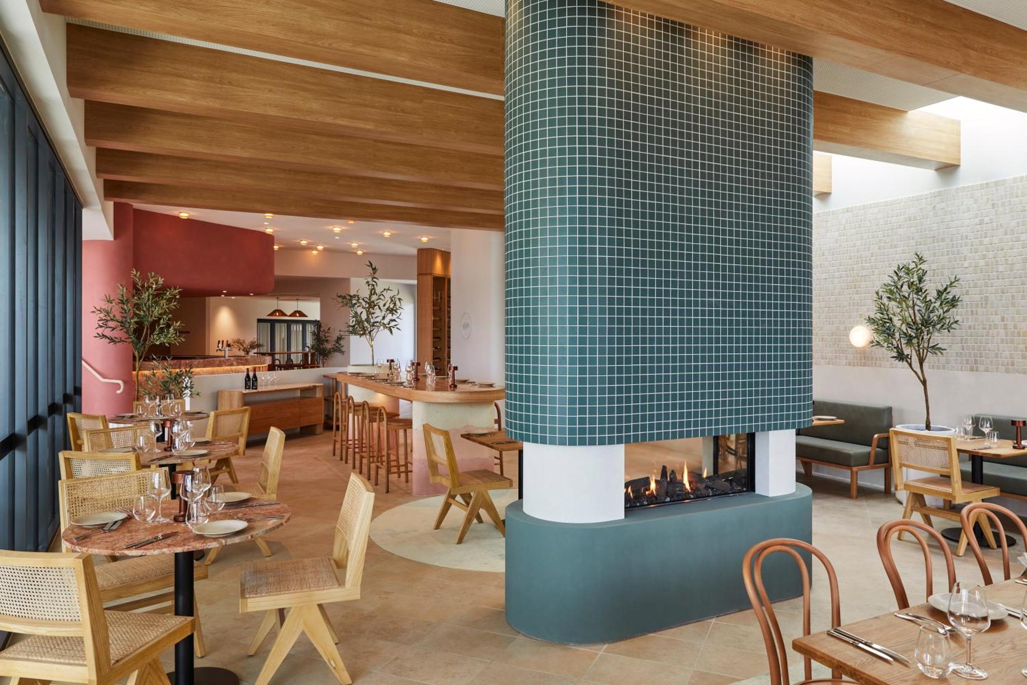 מודגי The Clairfield Hotel מראה חיצוני תמונה