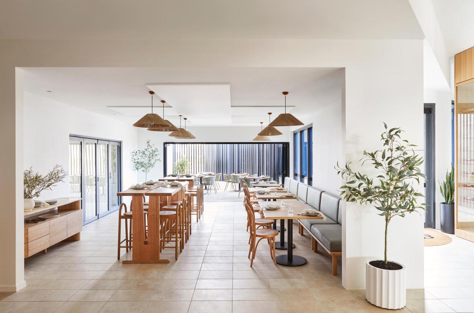 מודגי The Clairfield Hotel מראה חיצוני תמונה